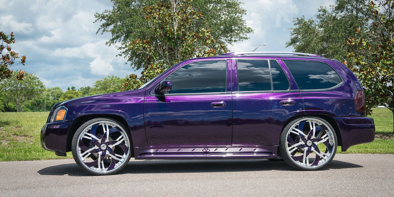 GMC Envoy on Moderno - Amani Forged Wheels