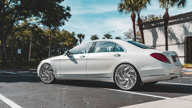 Mercedes-Benz S550 on Sinistra - Amani Forged Wheels